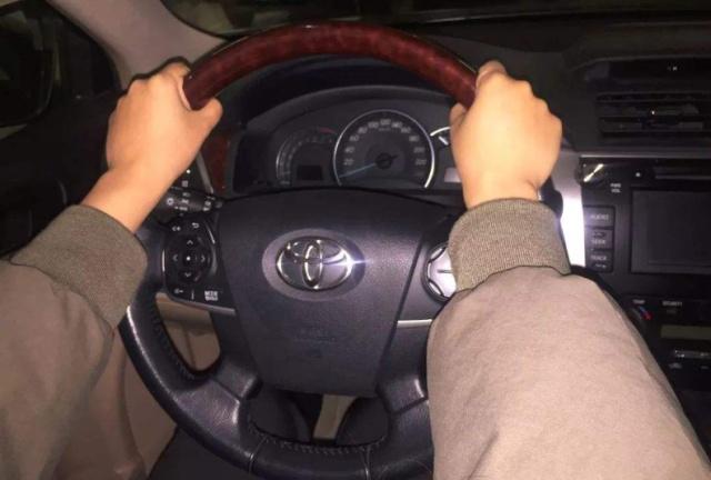 开车姿势看出你开车速度,掌握12个开车技巧新手开车不害怕