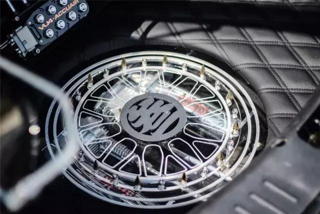 福克斯三厢外国改装st案例,福克斯改装内饰carplay