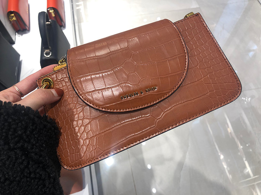 小ck线上撞脸,小ck线上线下区别