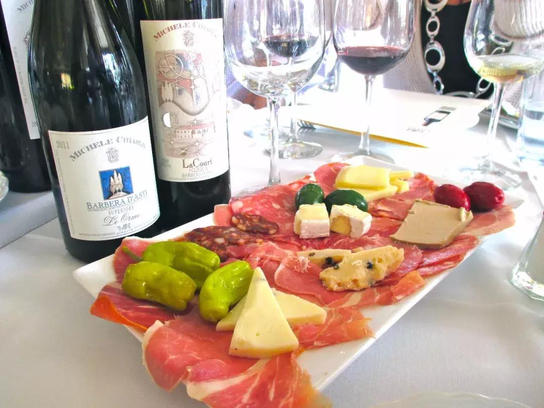 25个最佳巴罗洛生产商，你喝过哪几家？