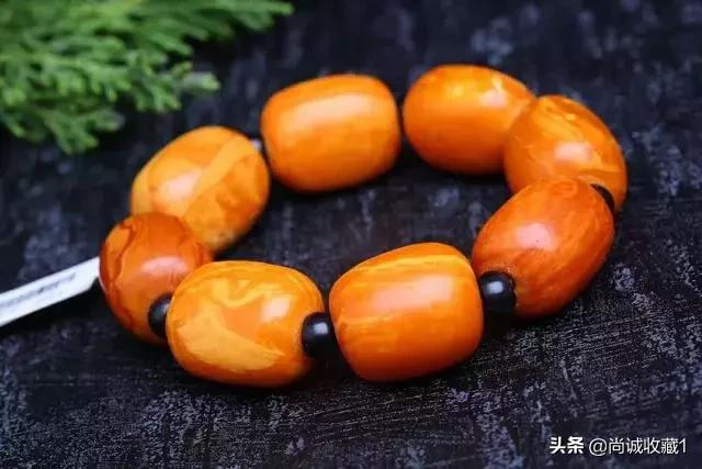 铚滆湣鎴存墜濂楃洏浼氬彉鑹插悧,铚滆湣鐩樼帺澶氶暱鏃堕棿鍙樿壊