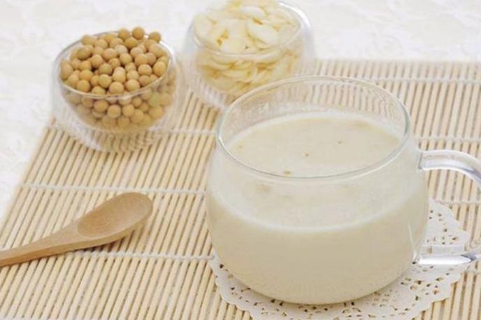 豆浆机美的和苏泊尔哪个好,苏泊尔与美的豆浆机哪家好