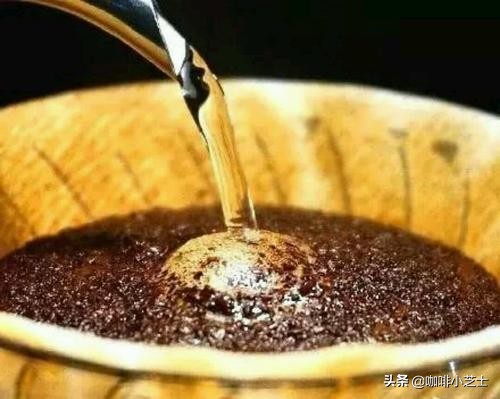 搞不清这群人为什么喜欢手冲？手冲咖啡有啥魔力？听他们自己说说