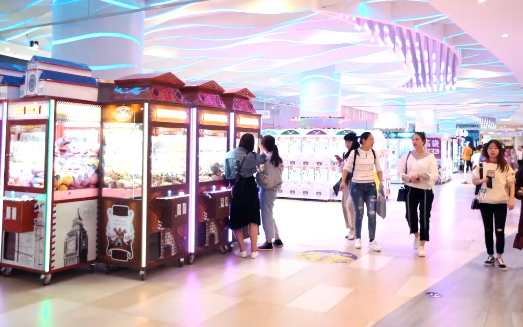 时尚美妆女装集合店,时尚美妆购物店