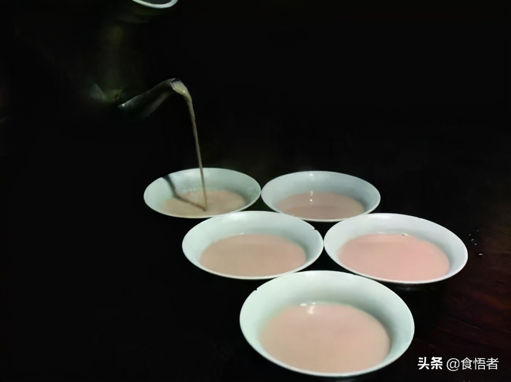 云南特色小吃吃法大全 (云南正宗美味小吃做法)