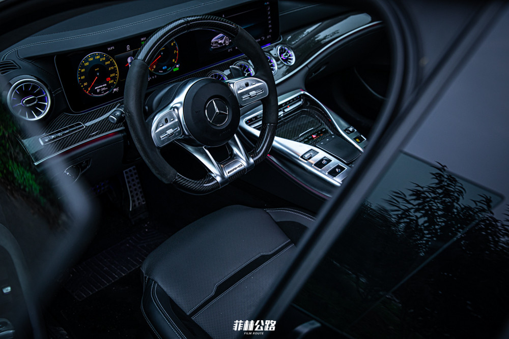 试驾amggt53,amggt53轿跑驾驶感受