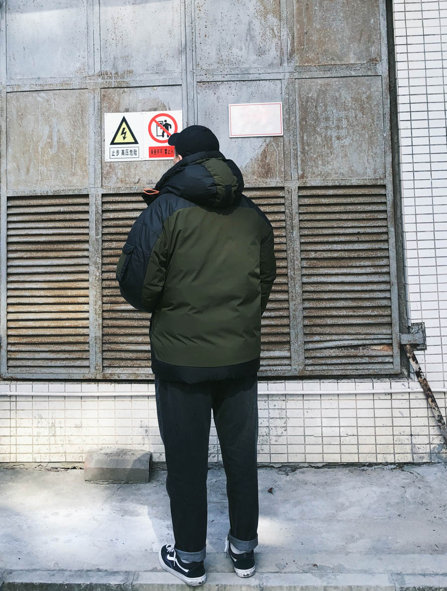 羽绒服选购及穿搭技巧分享,怎么选羽绒服才穿得好看