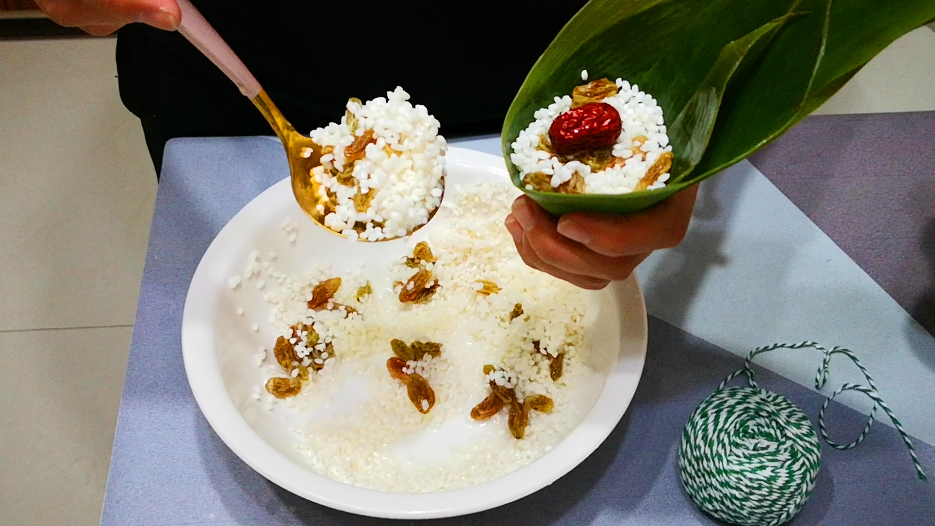 怎样包4角粽子慢动作,4角粽子怎么包做法最简单