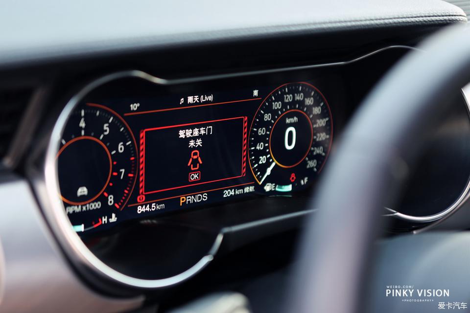 野马mustang宝石红,mustang提车真实评价