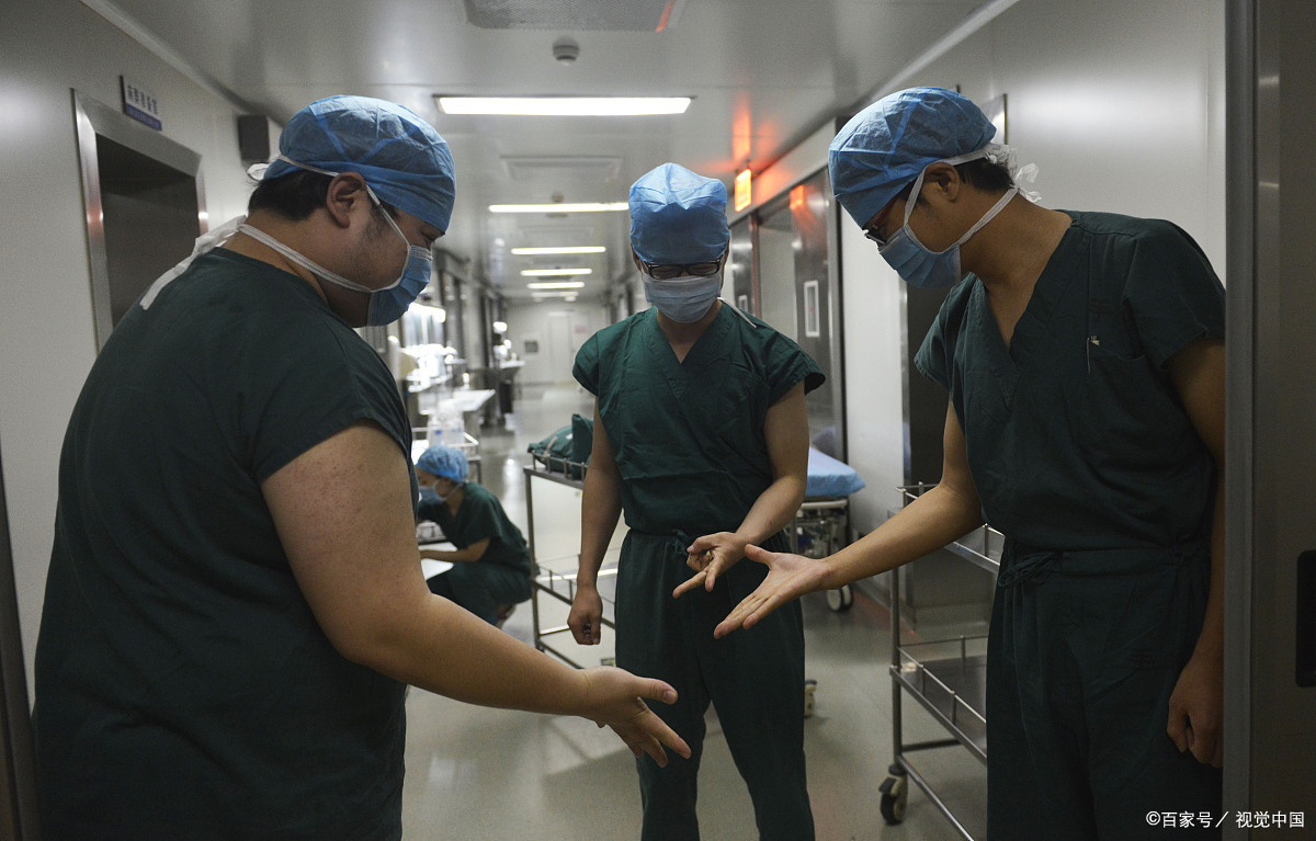 “睡岗”、“踢球”，人生海海，难忘那段旧日时光