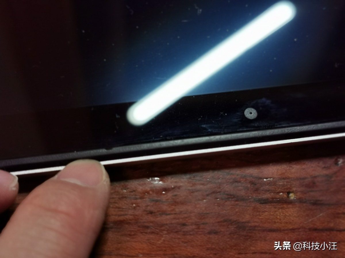 用了六年的笔记本黑屏,小米笔记本屏暗维修