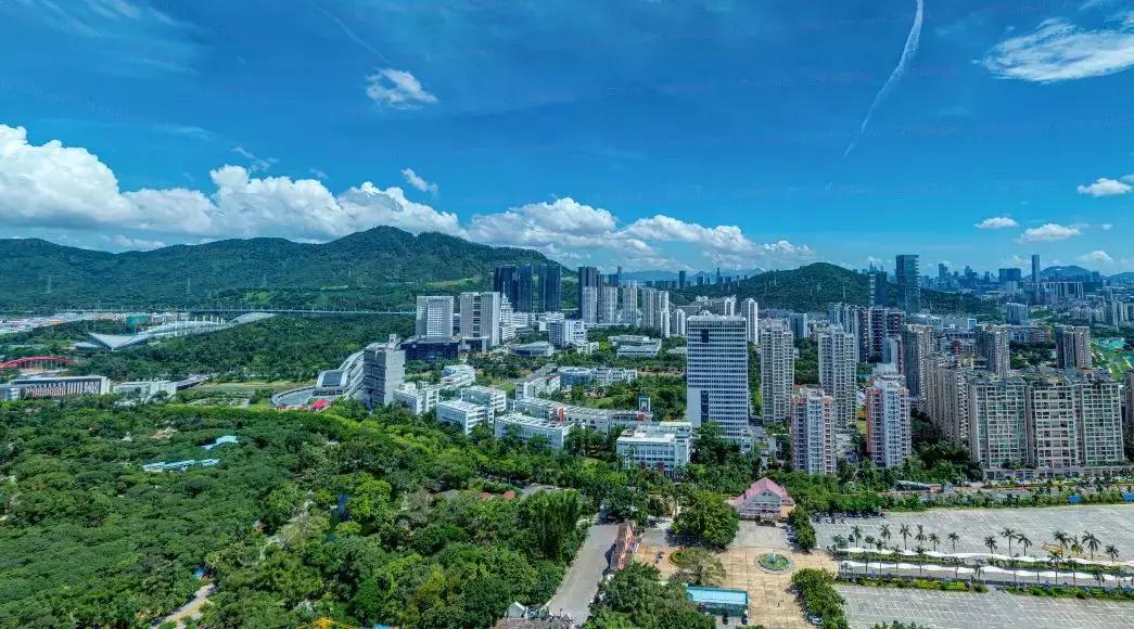 深圳华侨城媲美深圳湾一号,三大战略四大目标