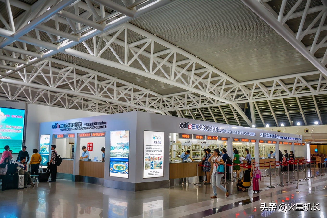 去三亚购物买啥,去三亚旅游顺带买套房