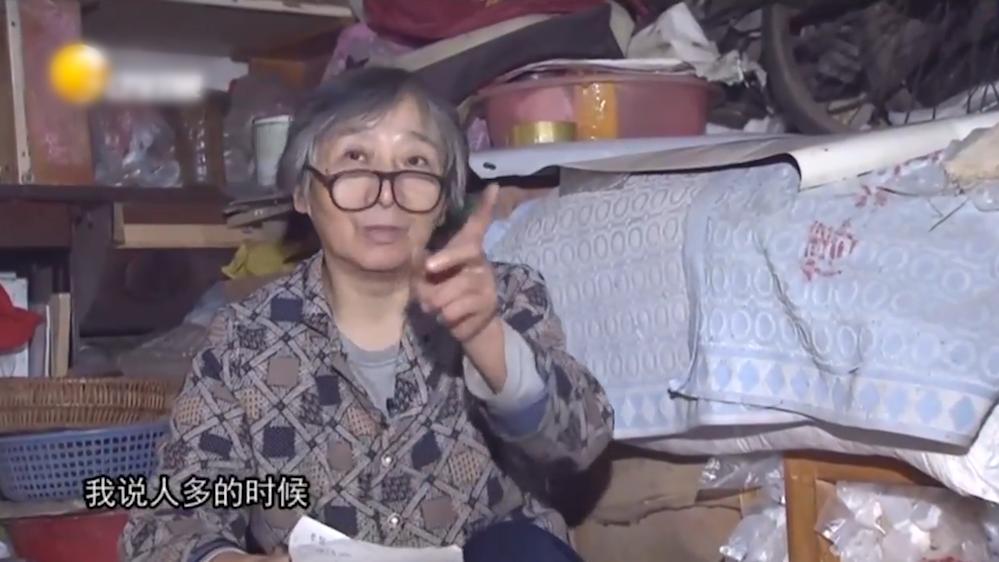 儿子炒股亏损80万,儿子炒股失败后失踪母亲赚钱还债