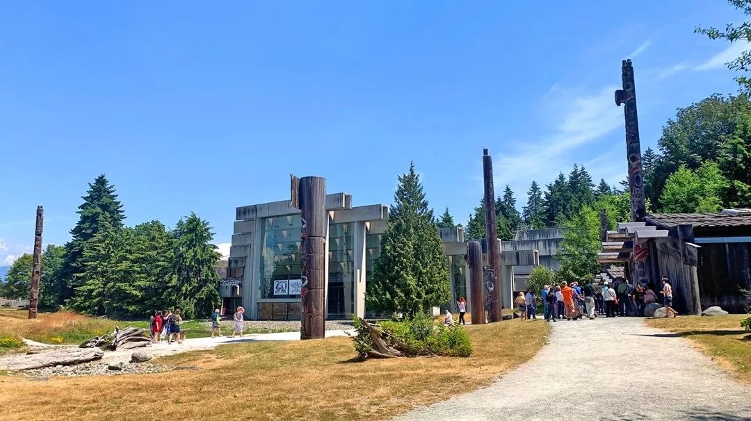 这场Dior杭州时装展，让我梦回2年前的加拿大