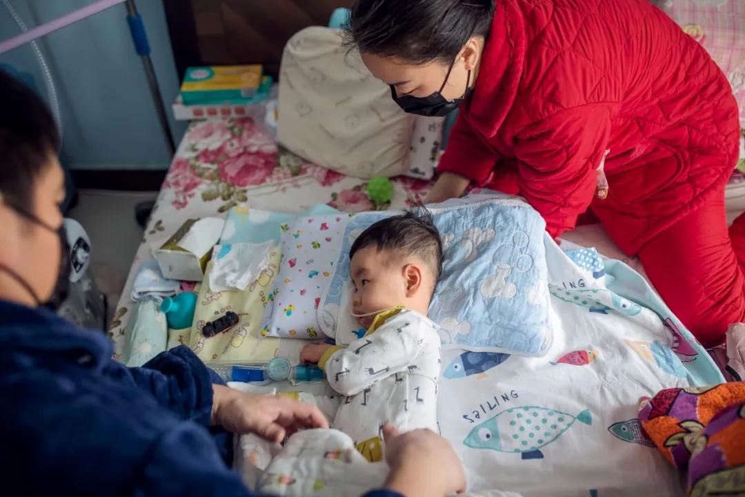 谁能拿几百万去救一个孩子,10年前救了一个小孩的命