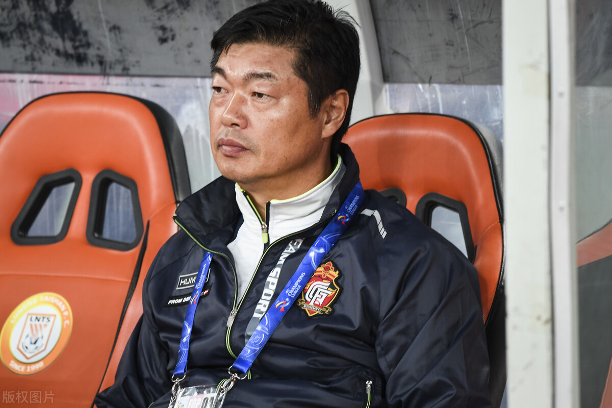 *钟金**夫:华夏集团从未放弃经营河北队,我们具有极强求生欲