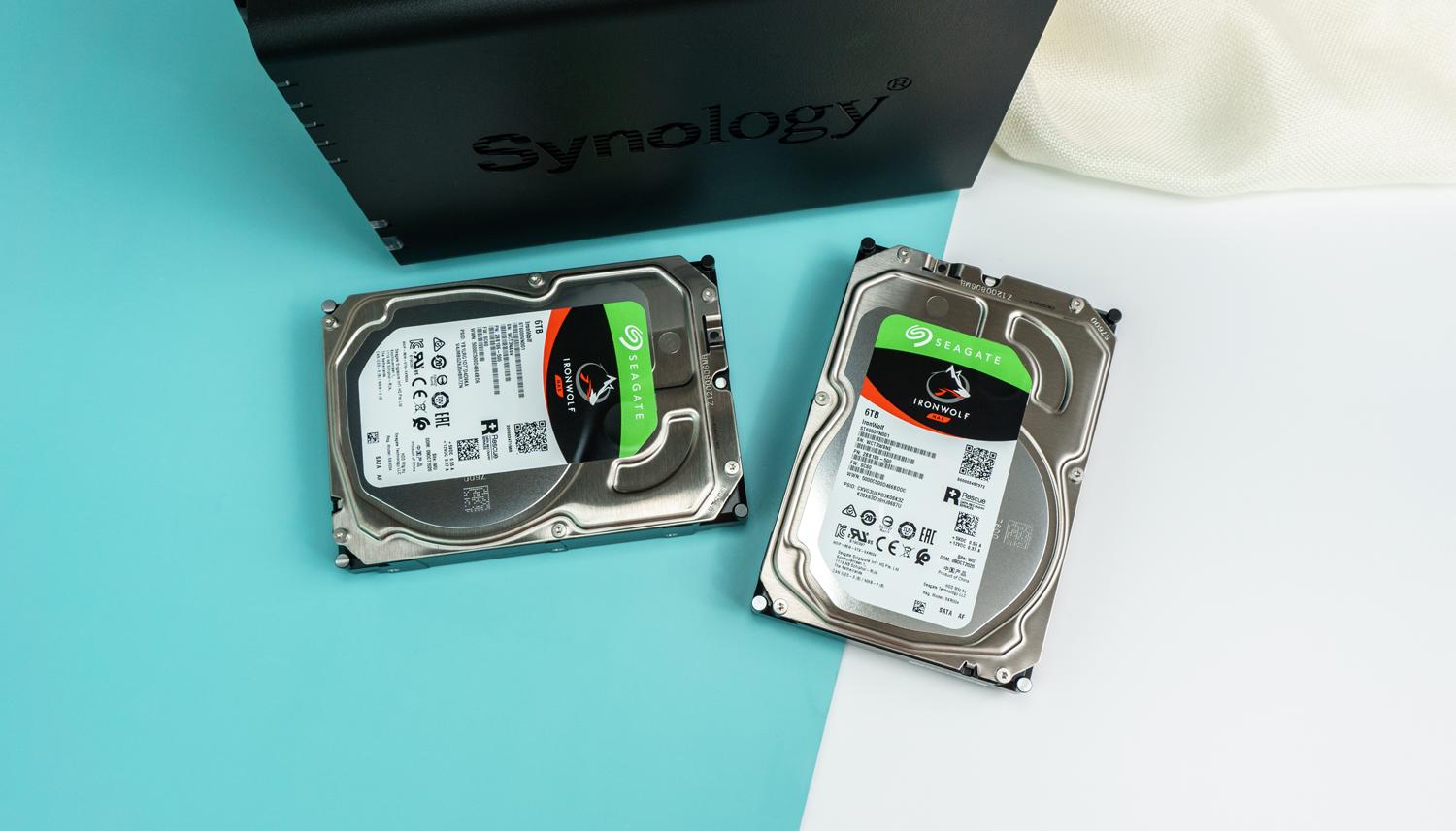 群晖ds220+详细评测,群晖ds220跟绿联dx4600哪个好