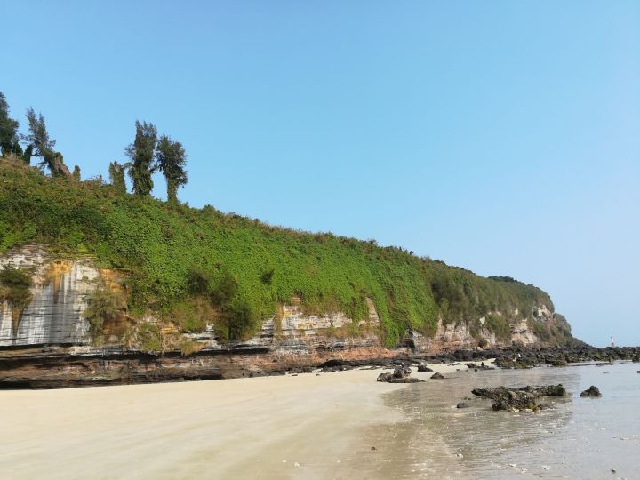 中国最年轻的火山岛涠洲岛,涠洲岛火山口公园旅游攻略