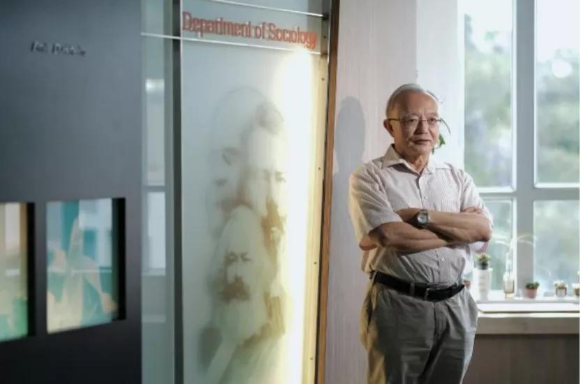 这个七一：香港贺建*党**，庆回归，首次中式步操升旗礼