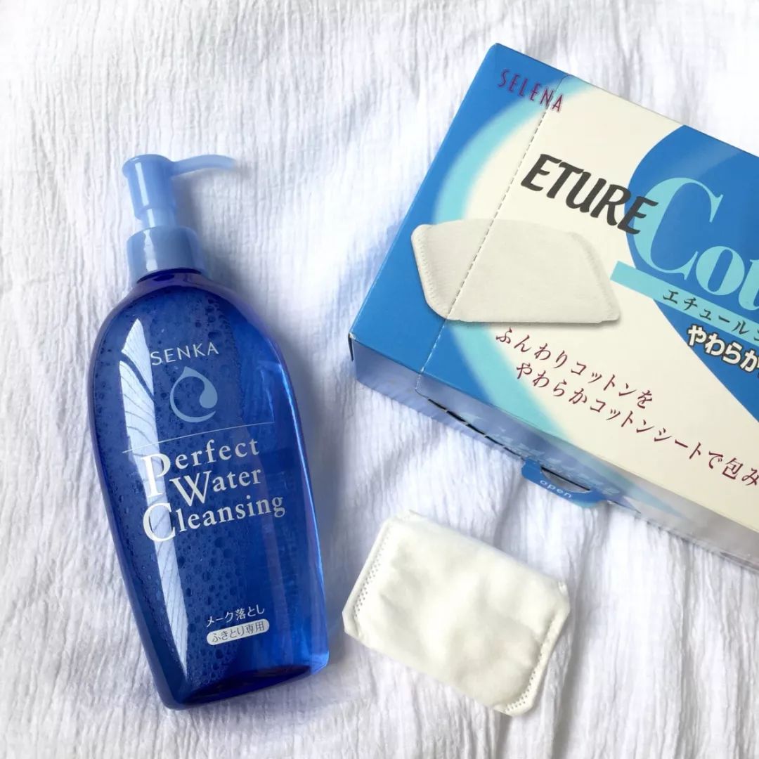 最近长痘痘和闭口适合什么卸妆油,混合皮闭口推荐的卸妆油