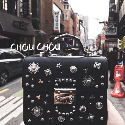 2022最火十大潮牌,当下最流行的十大潮牌排行