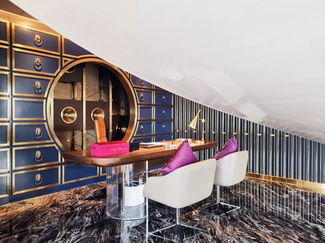 18万一个晚上的酒店什么样,1000多一晚的酒店有什么