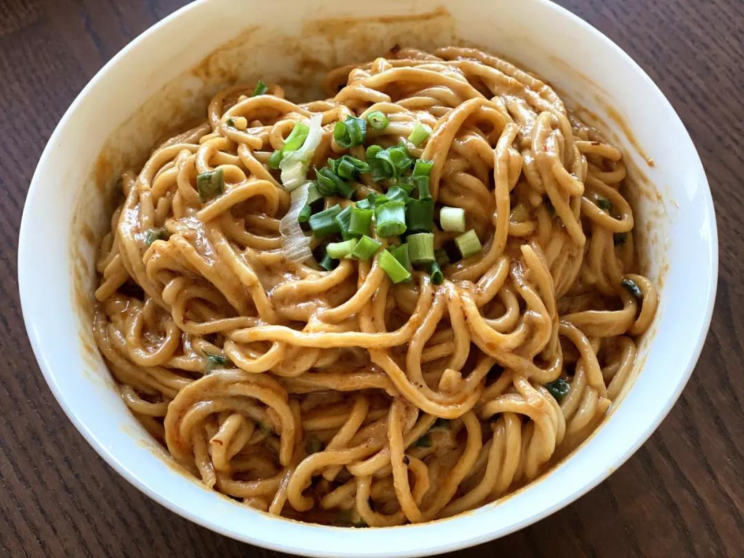 呷哺酱料怎么调好吃,大食堂自制食物简单做法