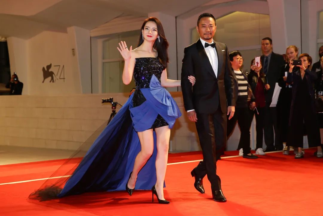 张涵予60岁了吗,张涵予不显老