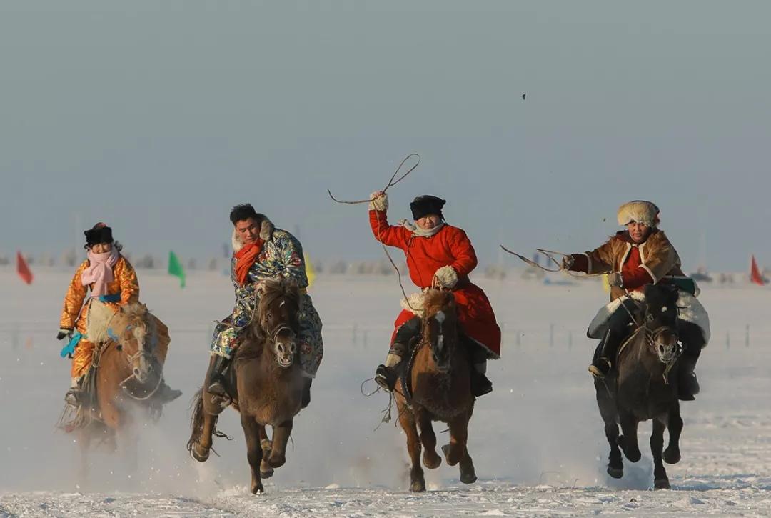 冰雪那达慕,冰雪阿拉善燃情那达慕