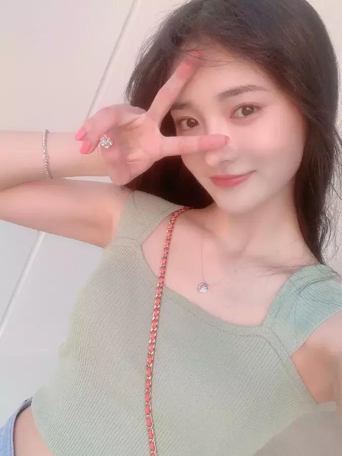 周洁琼为什么会退出101,周洁琼韩国创造101为什么解散