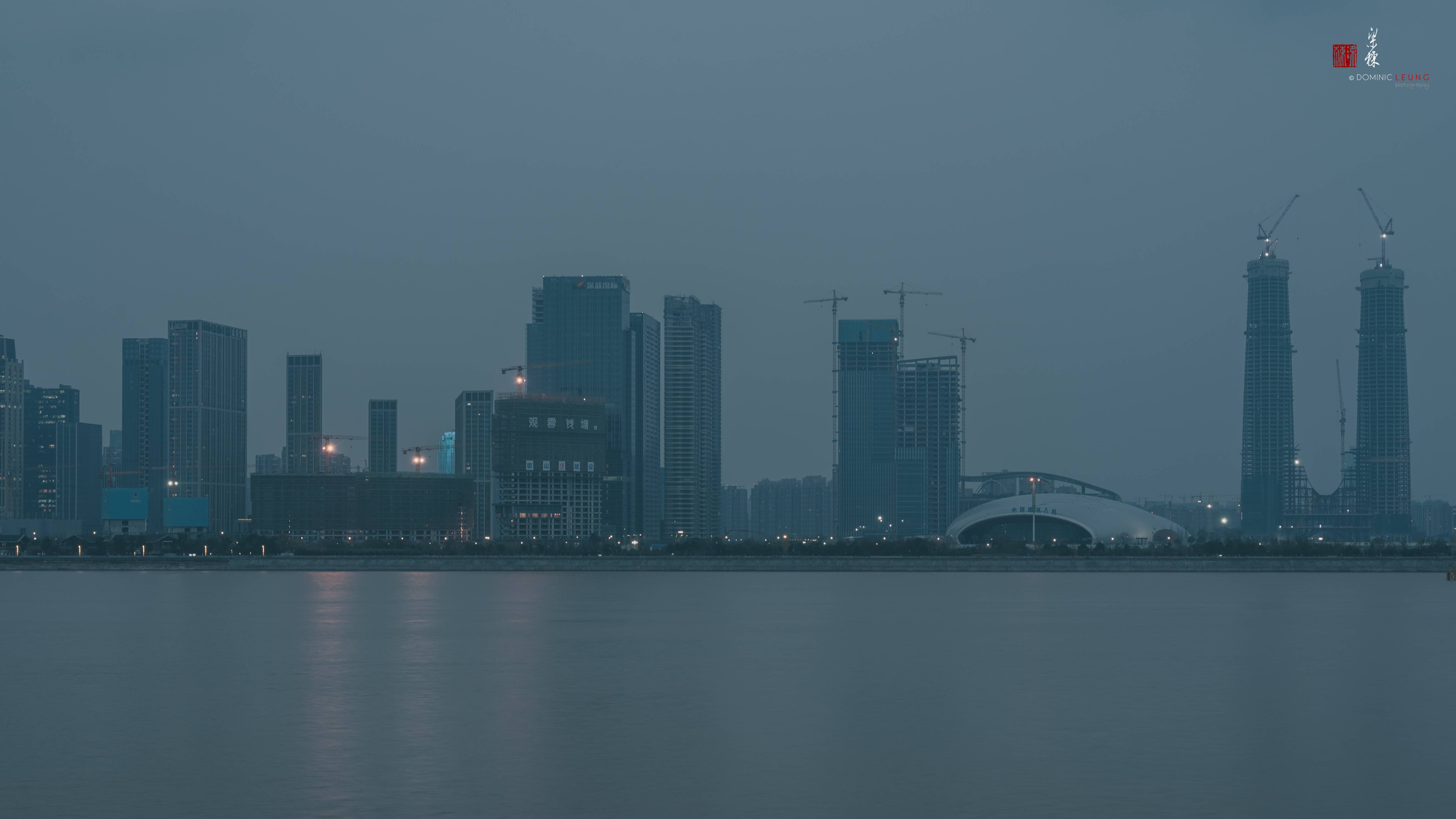 兰拓相机镜头怎么样,索尼70-300和腾龙50-400比较