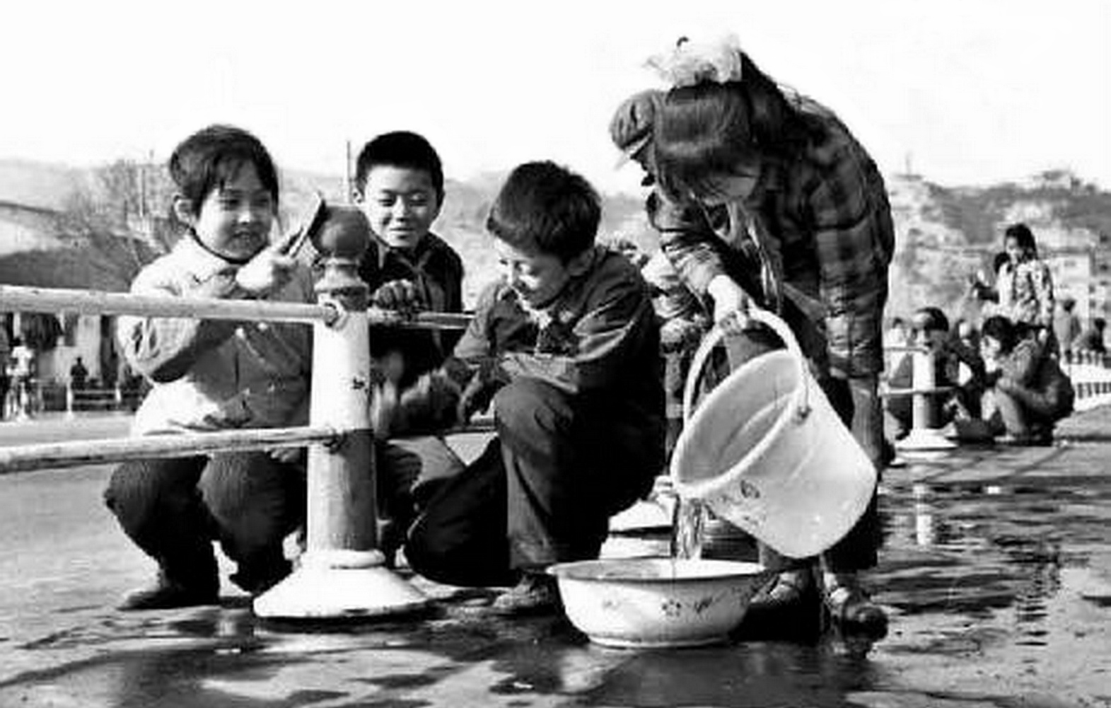 80年代中国人的精神面貌,80年代人们的精神面貌