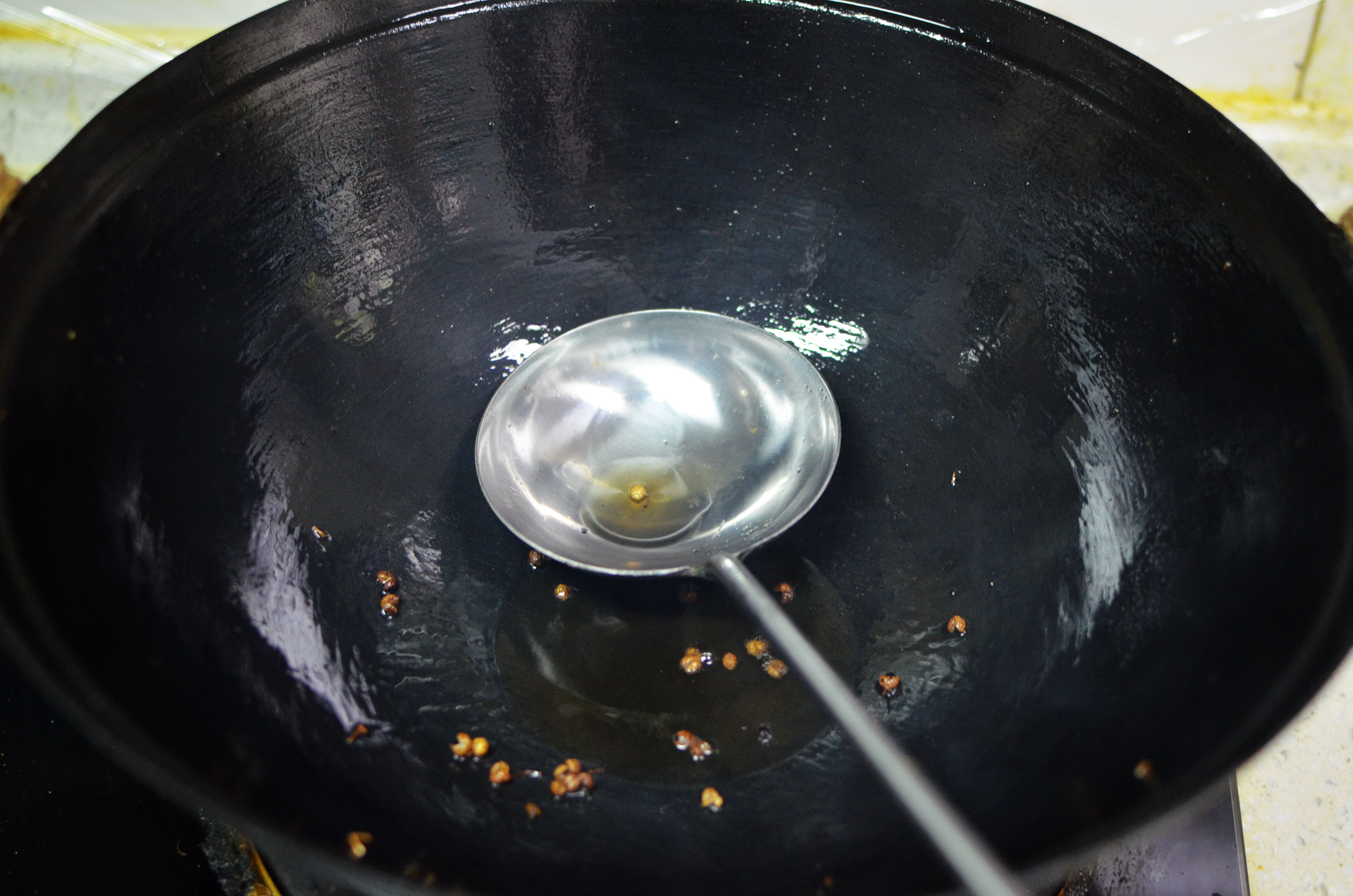 臻三环珐琅不粘锅,无涂层铁锅不粘锅臻三环