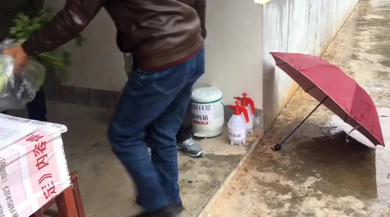 为难代购员于心何忍