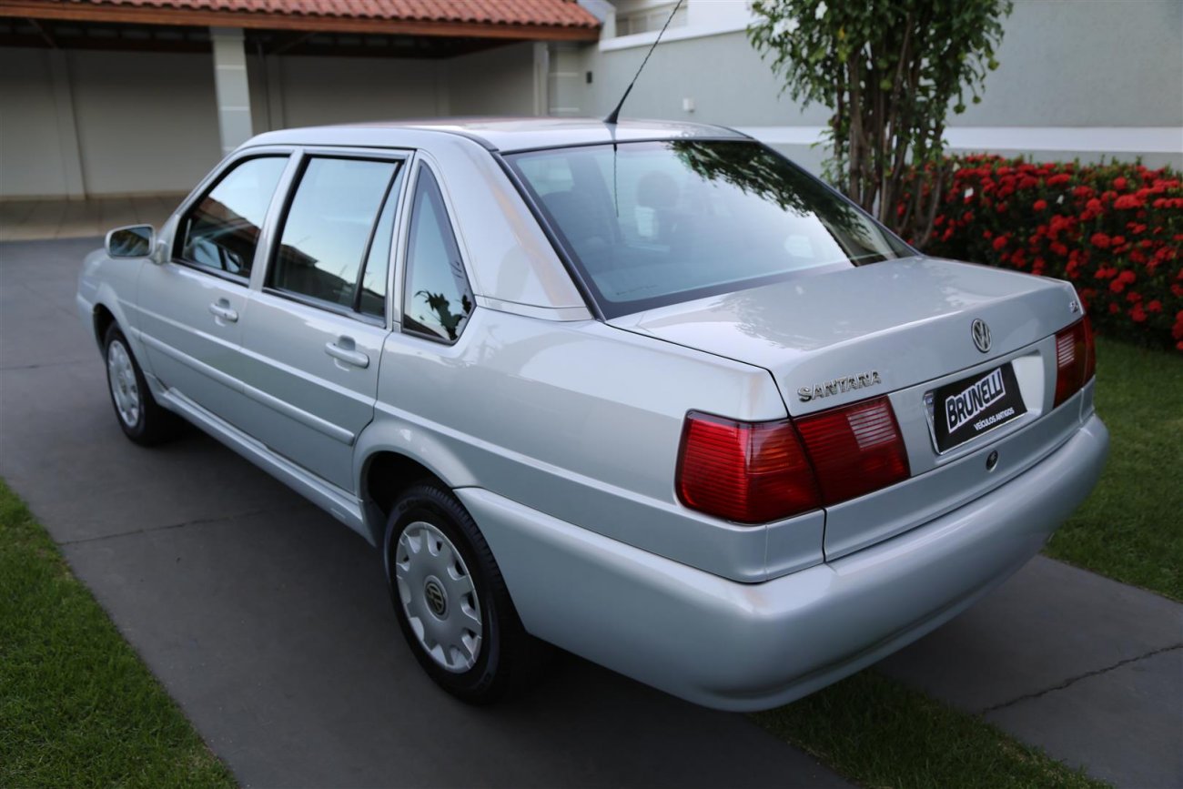 2010年二手桑塔纳价格,16年的二手桑塔纳值多少钱