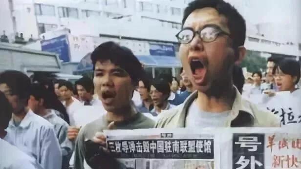 1999年过去了，我很怀念她。