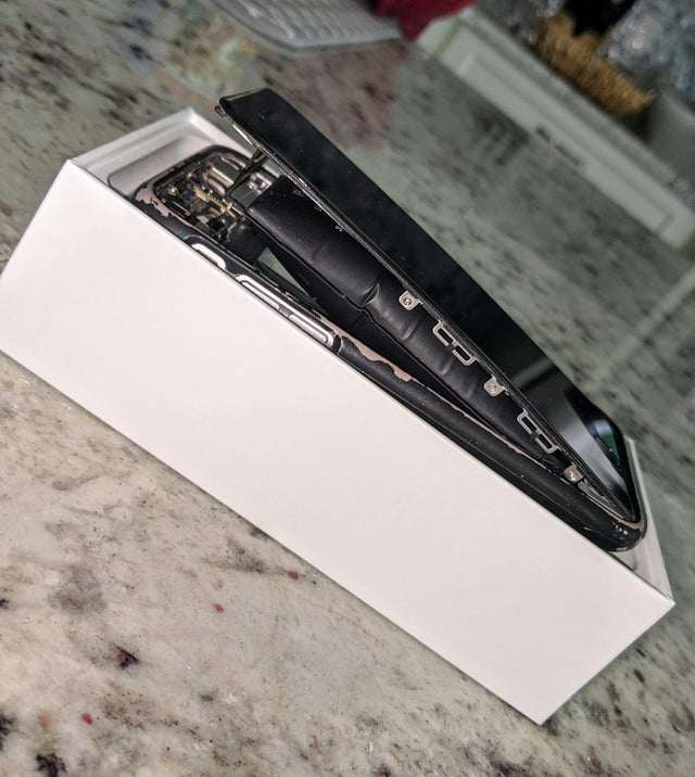 苹果手机放置一年,iphone放在抽屉里开不了机