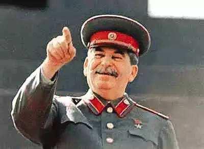 1952年彭德怀应邀到莫斯科,斯大林第一次见他竟久久说不出话