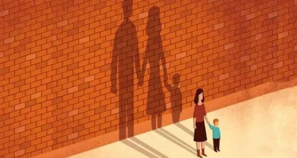 丧偶式婚姻没有经济保障,丧偶式的婚姻该不该离婚