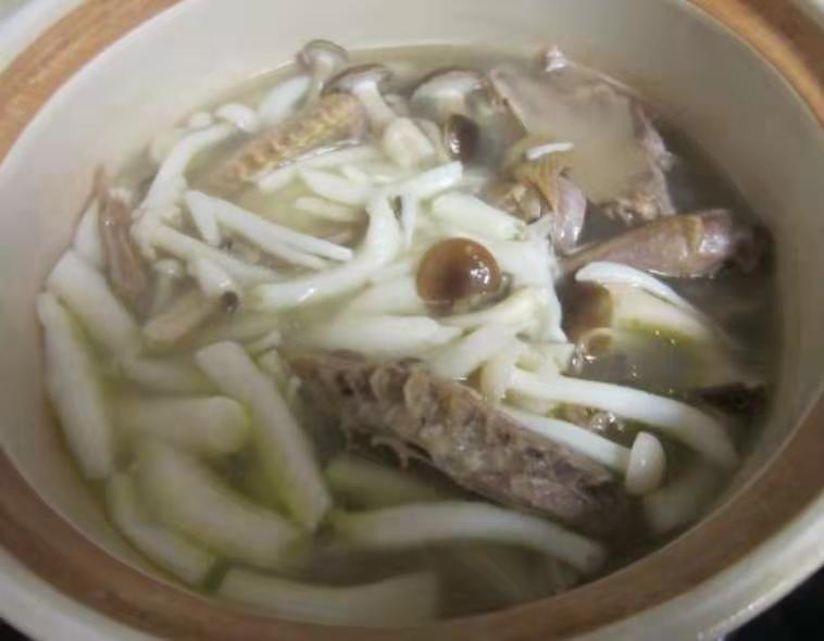鸽子汤自己在家炖怎么炖才好喝,鸽子汤怎么炖好喝又营养又没腥味