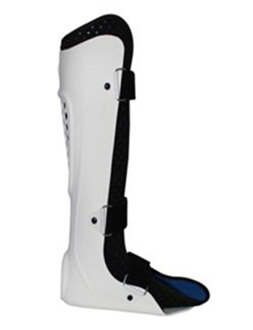 脚踝扭伤全周期康复思路,脚踝扭伤手法复位