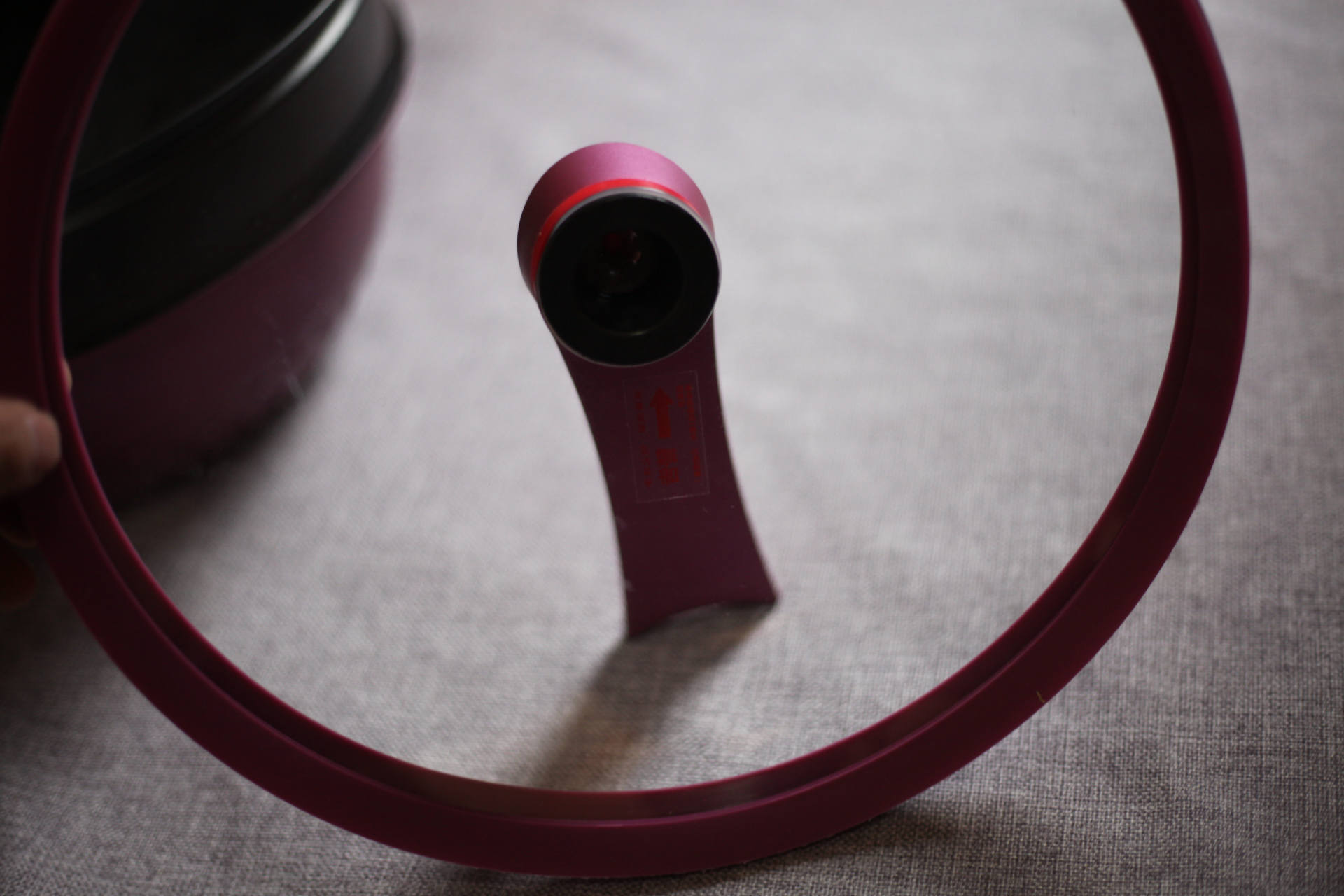 走近氪学｜粘锅退款！打死都不粘的不粘锅？