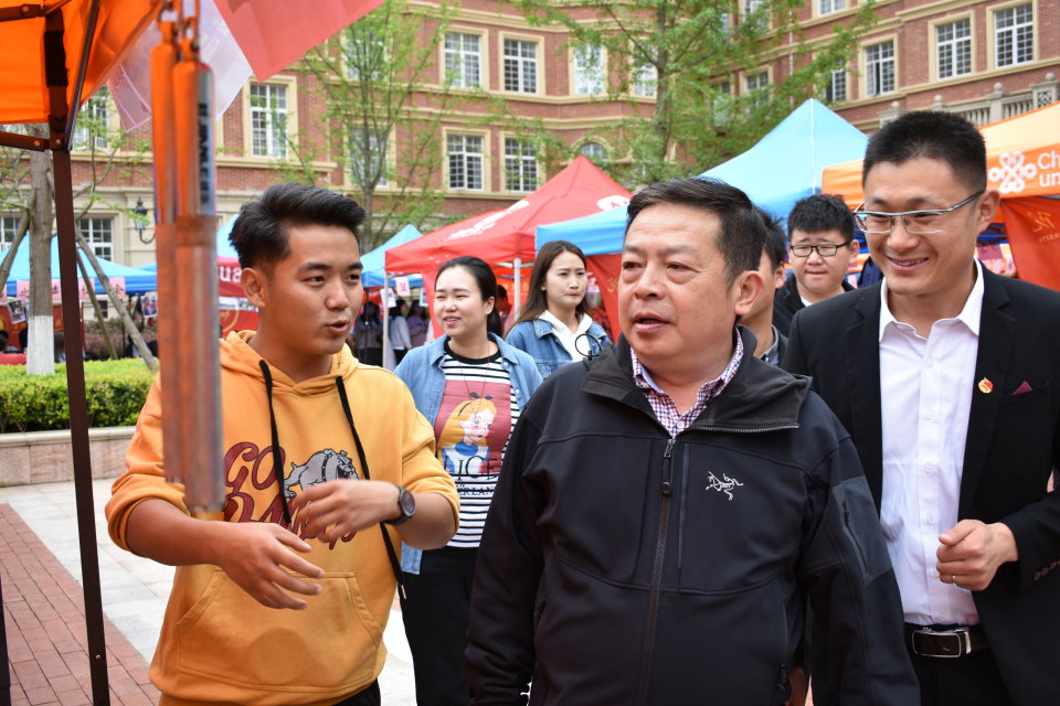 贵州大学科技学院18年迎新晚会,贵州大学科技学院迎新