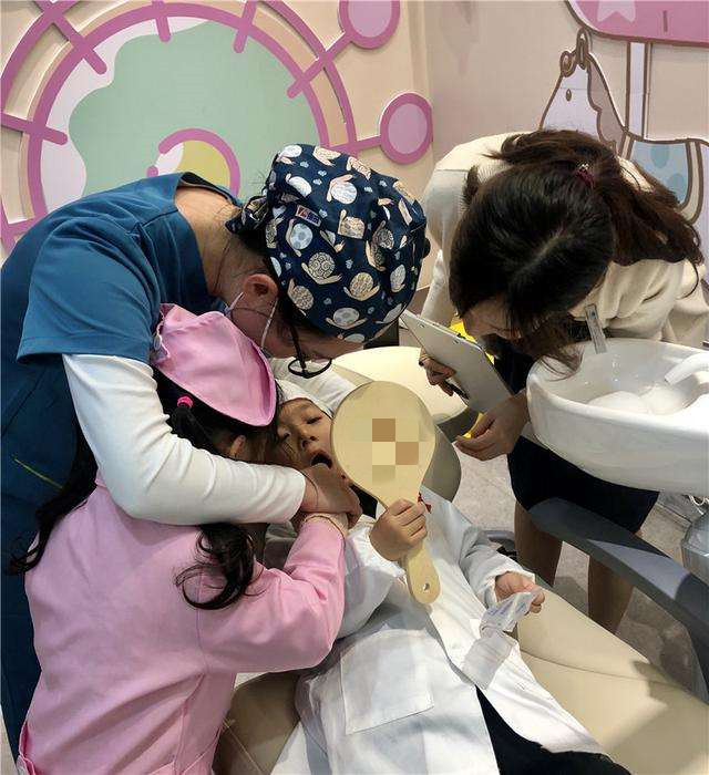 3岁宝宝每天刷牙还有蛀牙,3岁的孩子每天刷牙牙齿还是坏