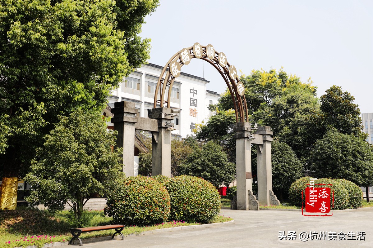 镇江美食三怪,镇江美食推荐锅盖面