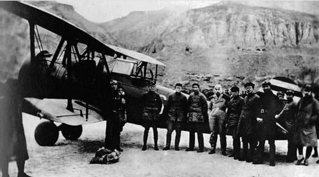 西安事变，日本刺客潜伏在周恩来门口，罗瑞卿问三个问题发现破绽