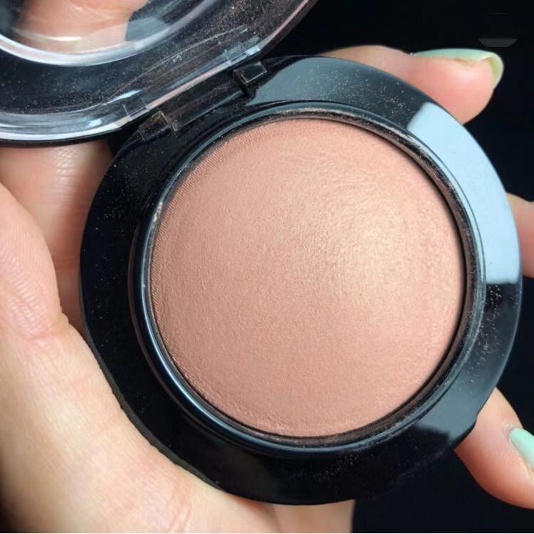 黄皮怎样选腮红颜色显白,买过的腮红