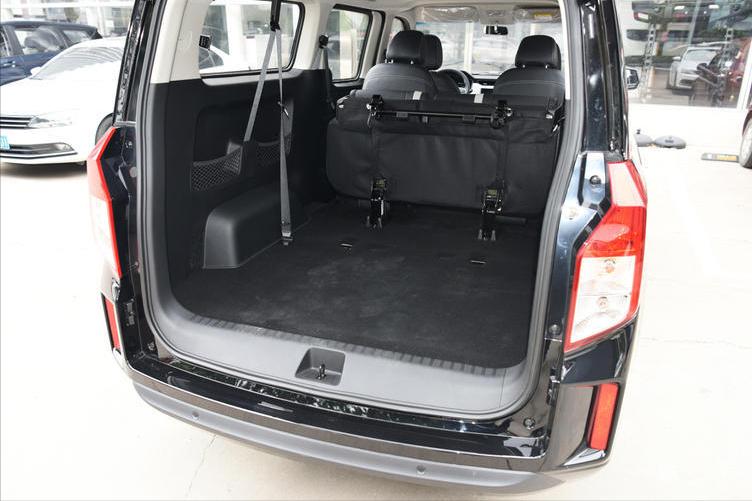 五菱征程行政版多少钱,五菱征程的优缺点