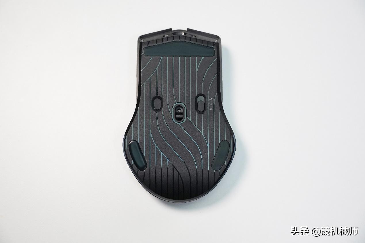 机械师m7双模和m8双模选哪个,机械师m8畅玩版鼠标